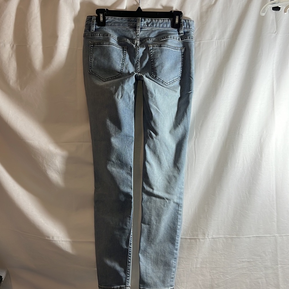 Free people young women jeans. - Picture 6 of 10